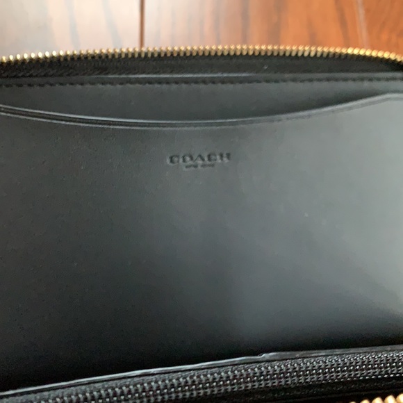 Coach Wallet; NWT - Picture 5 of 6
